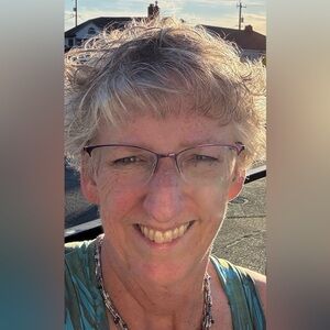 Meet your Posher, Beth